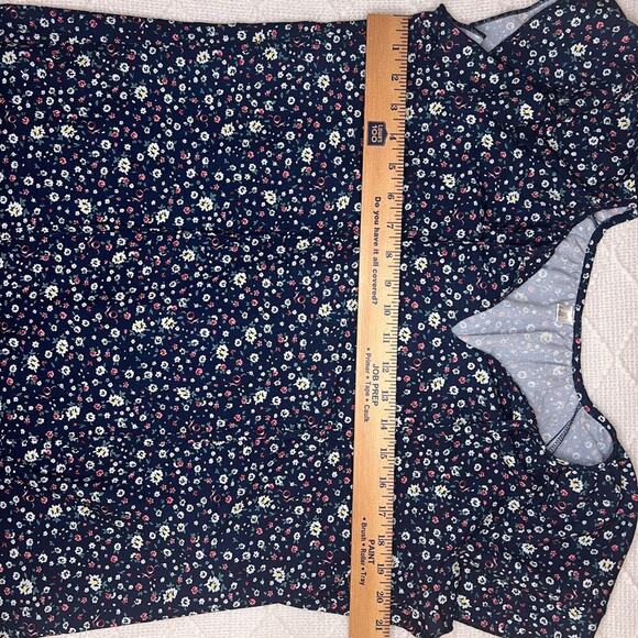 Simple Fun Women's Floral V-Neck Short Sleeve Blouse Large Blue - Picture 5 of 10